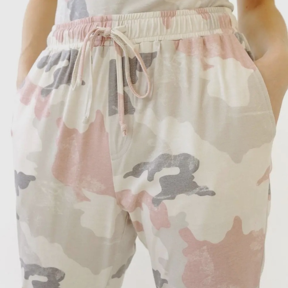 23. Mystree Camouflage Jacket & Jogger Set Rose Coral NWT - Picture 6 of 13